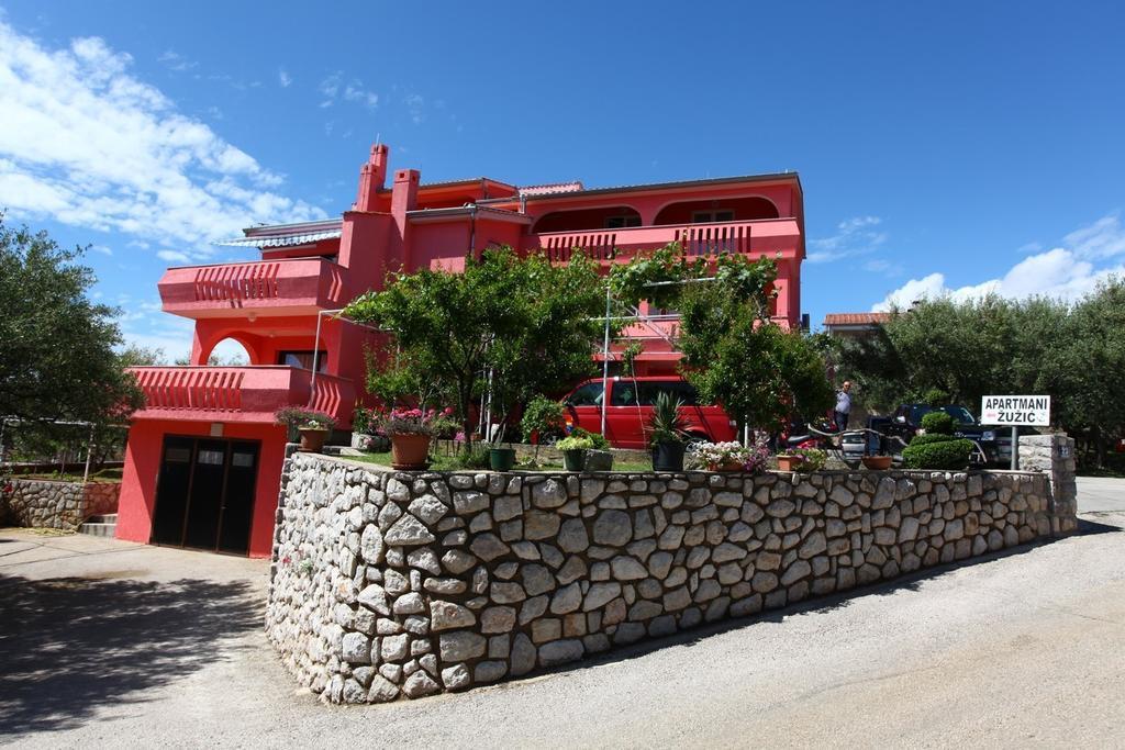 Apartmani Zuzic Krk Town Esterno foto